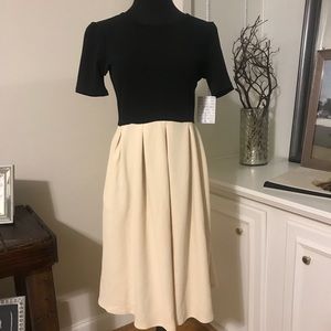 💜final price drop💜 Lularoe Amelia NWT